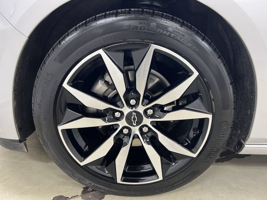 Used 2021 Chevrolet Malibu RS FWD image 25