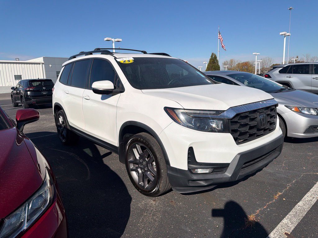 Used 2023 Honda Passport EX-L image 4