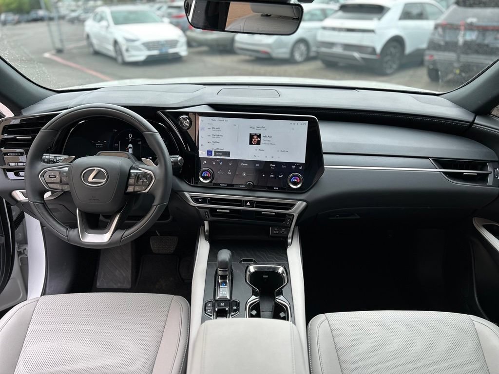 Used 2026 Lexus RX 350h w/ Convenience Package AWD/4WD image 25