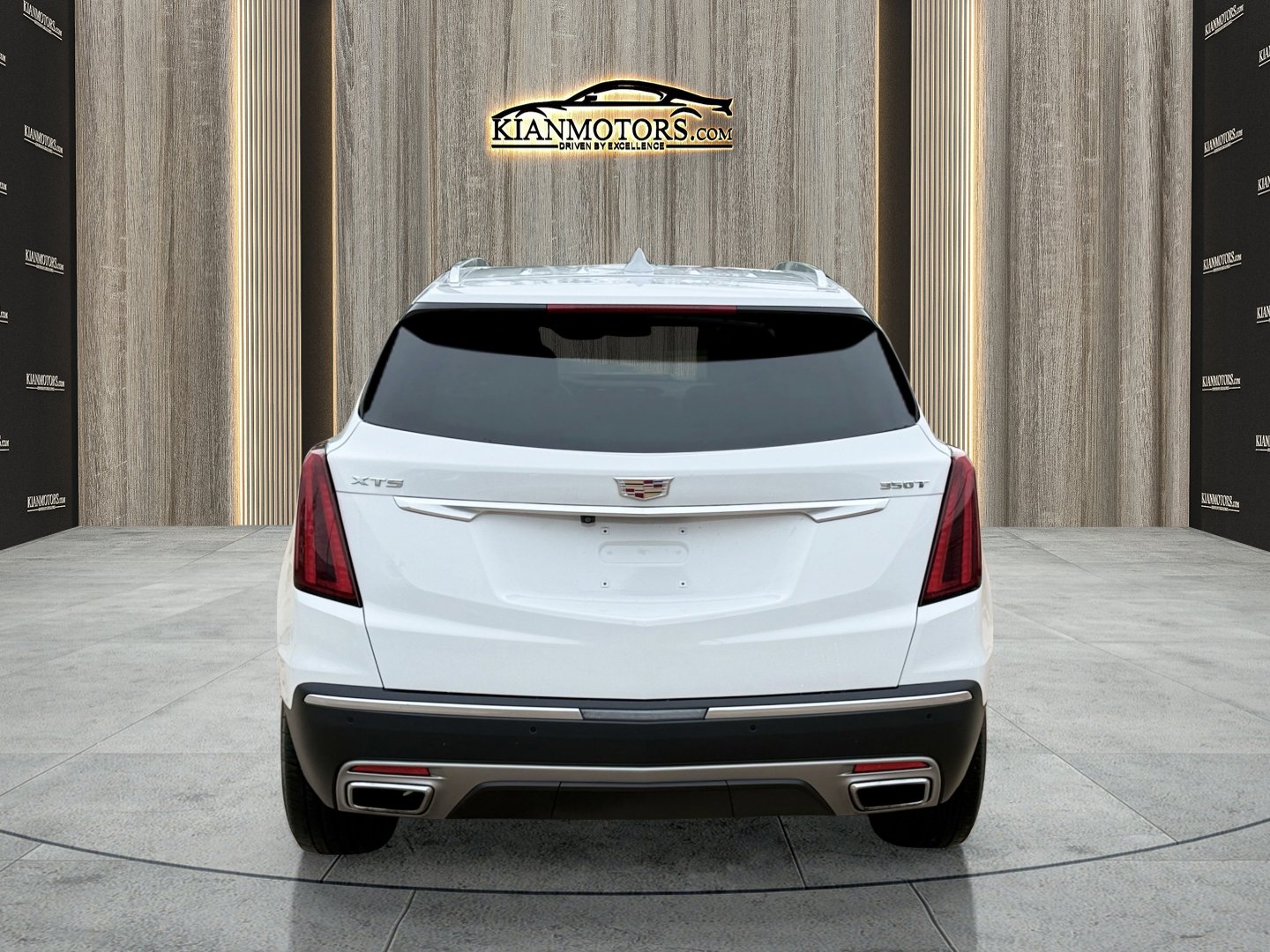 Used 2024 Cadillac XT5 Premium Luxury FWD image 6