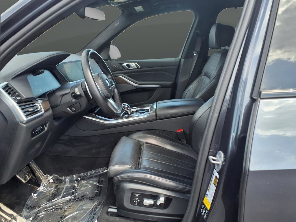 Used 2021 BMW X5 M50i w/ Executive Package AWD/4WD image 42