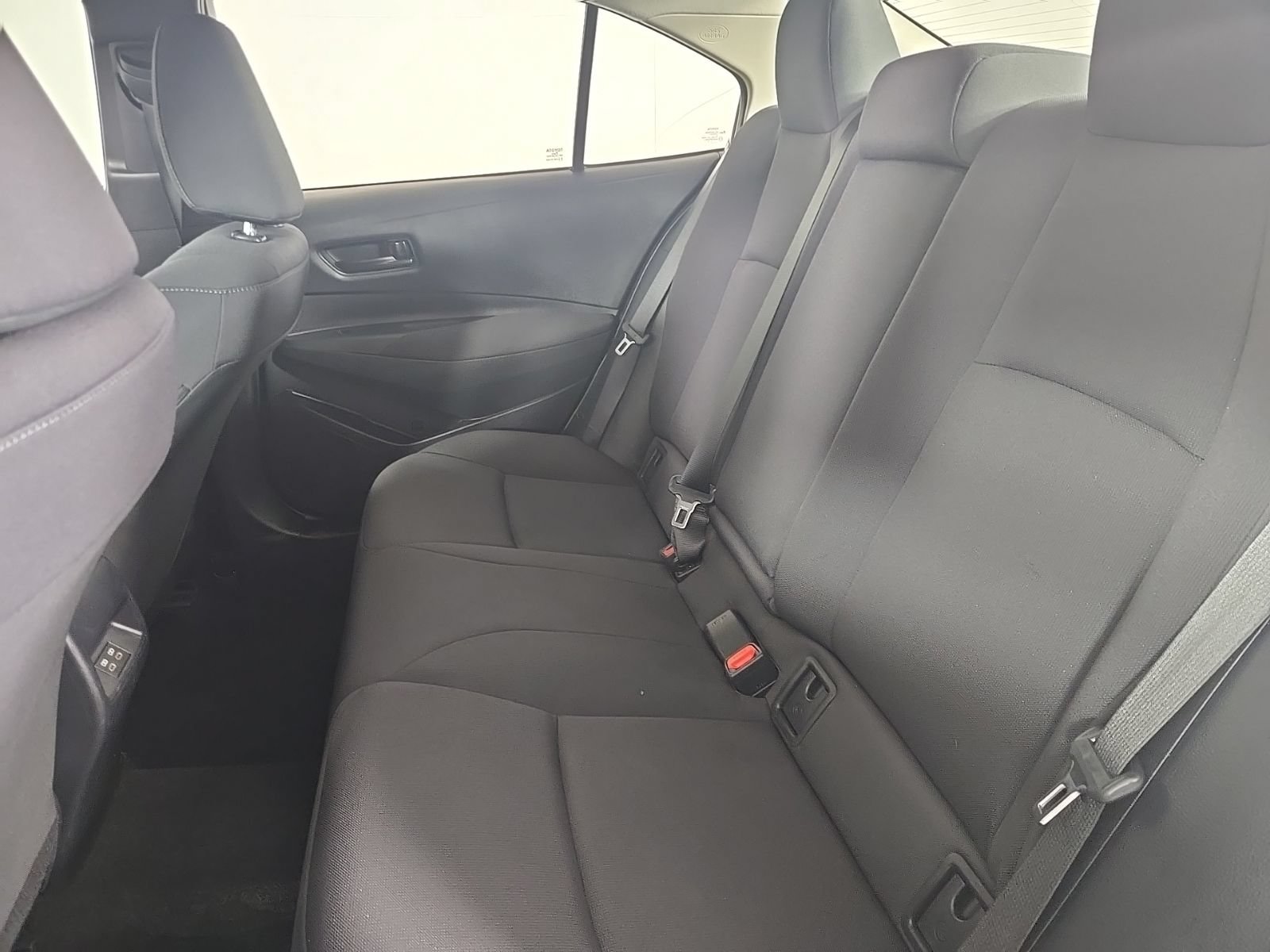 Used 2024 Toyota Corolla LE FWD image 12