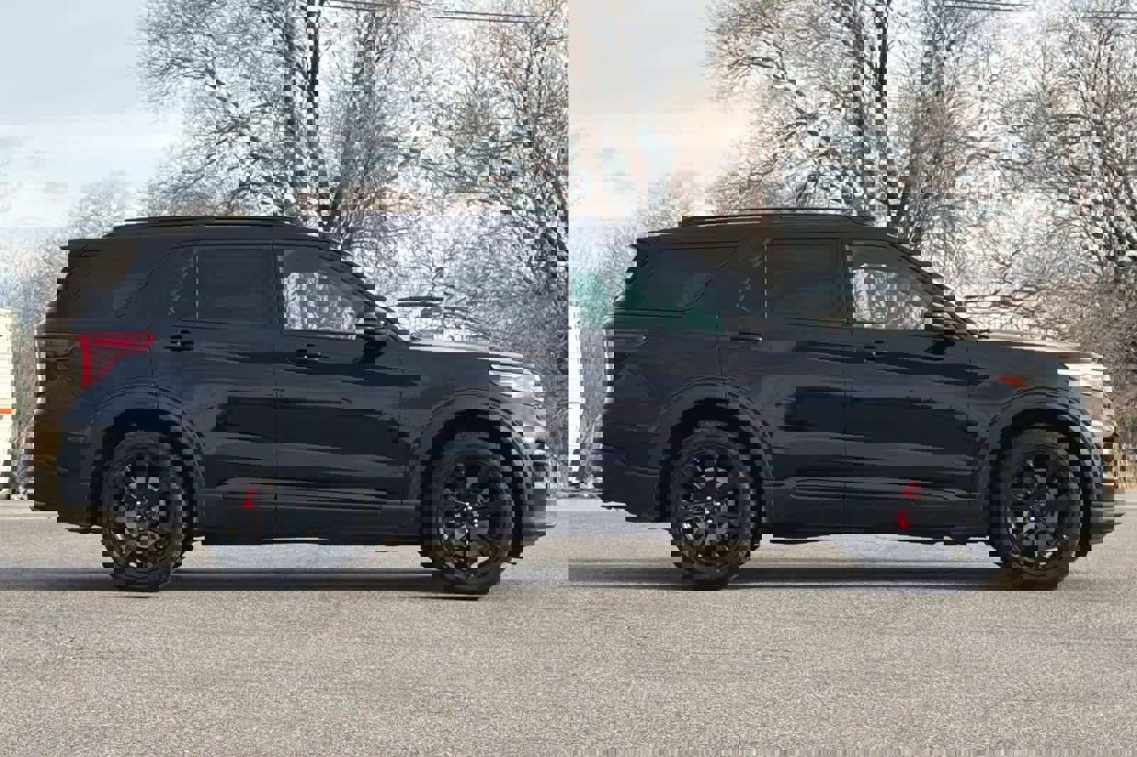 Used 2023 Ford Explorer ST w/ Equipment Group 401A AWD/4WD image 8