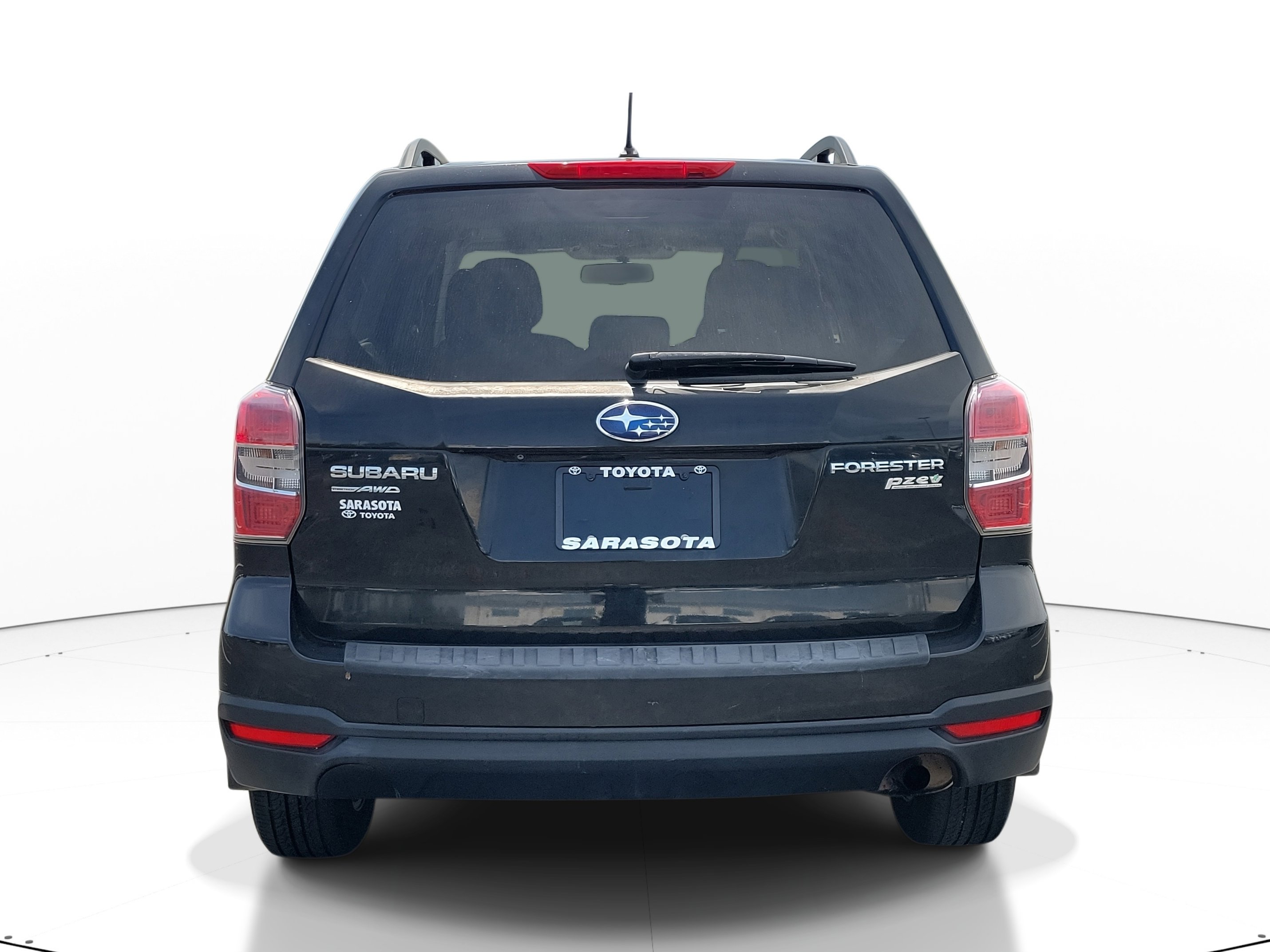 Used 2015 Subaru Forester 2.5i Premium w/ All-Weather Package AWD/4WD image 5