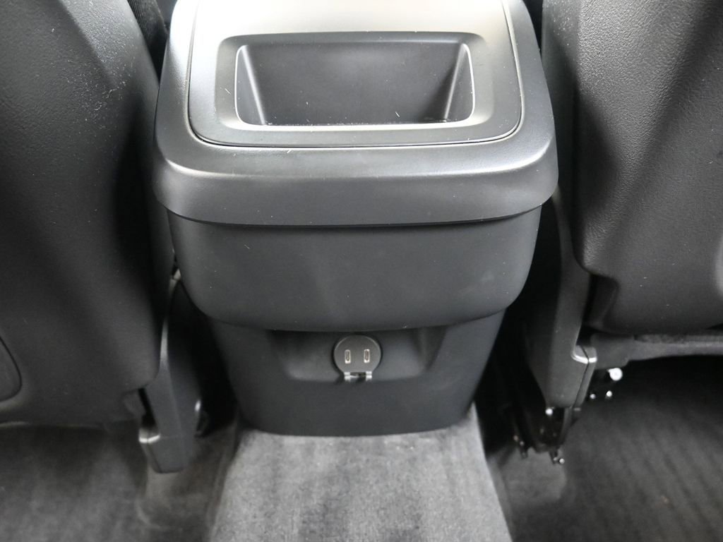 Certified 2023 Volvo XC60 B5 Core image 17