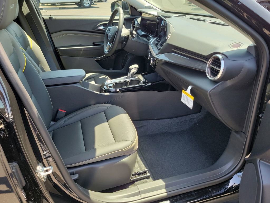 New 2026 Chevrolet Trax ACTIV w/ Driver Confidence Package FWD image 15