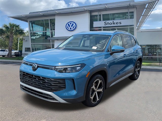 New 2025 Volkswagen Tiguan SE image 8