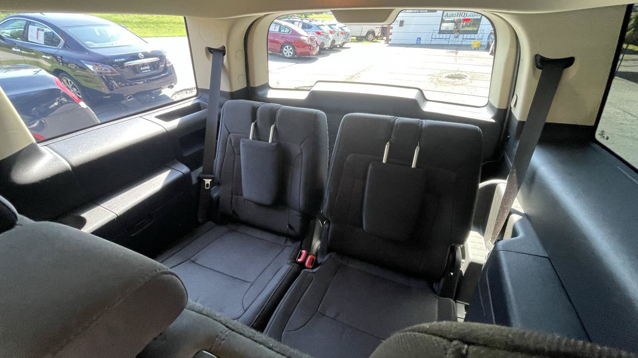 Used 2019 Ford Flex SE FWD image 23