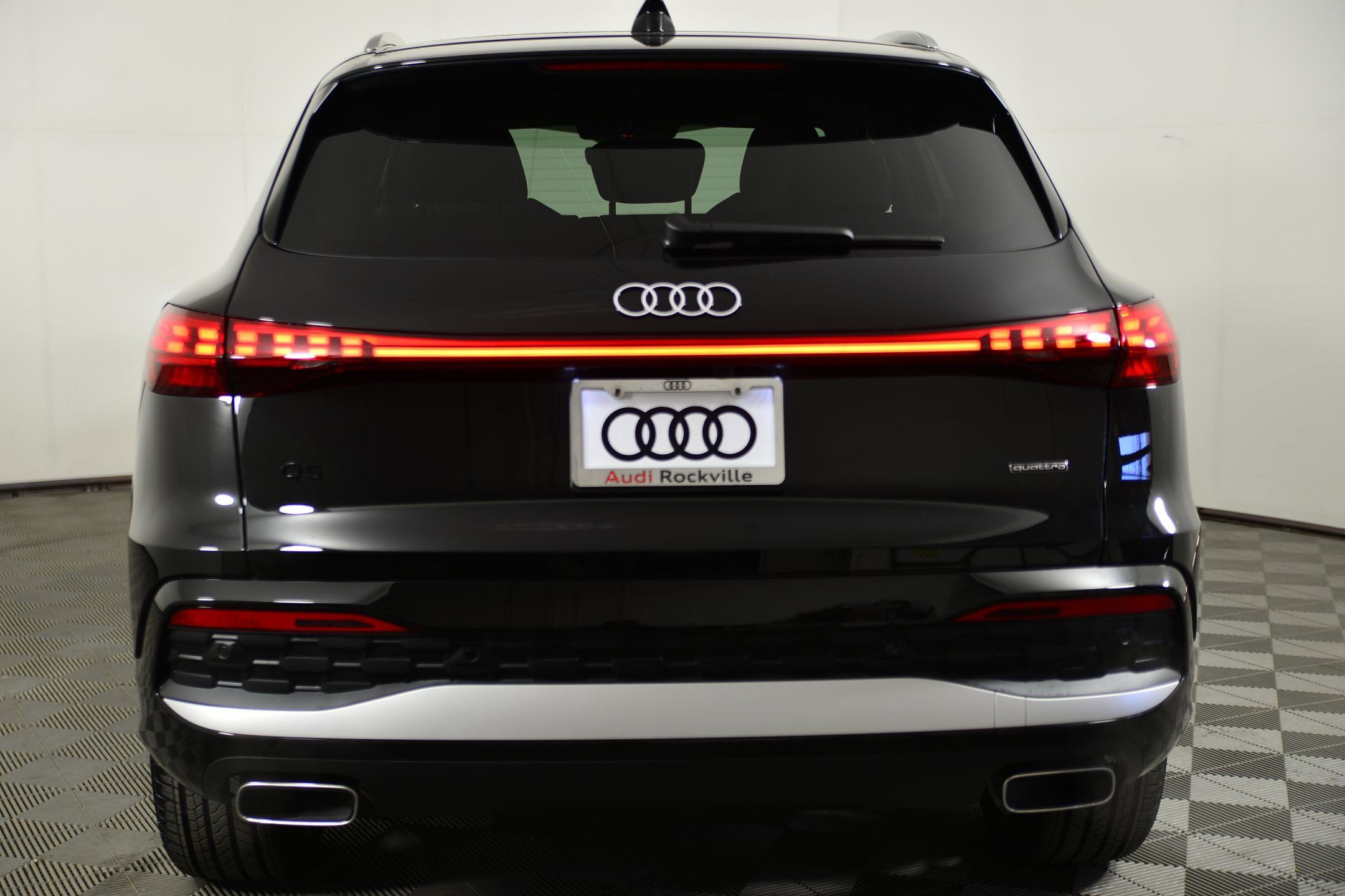 New 2025 Audi Q5 Premium AWD/4WD image 8