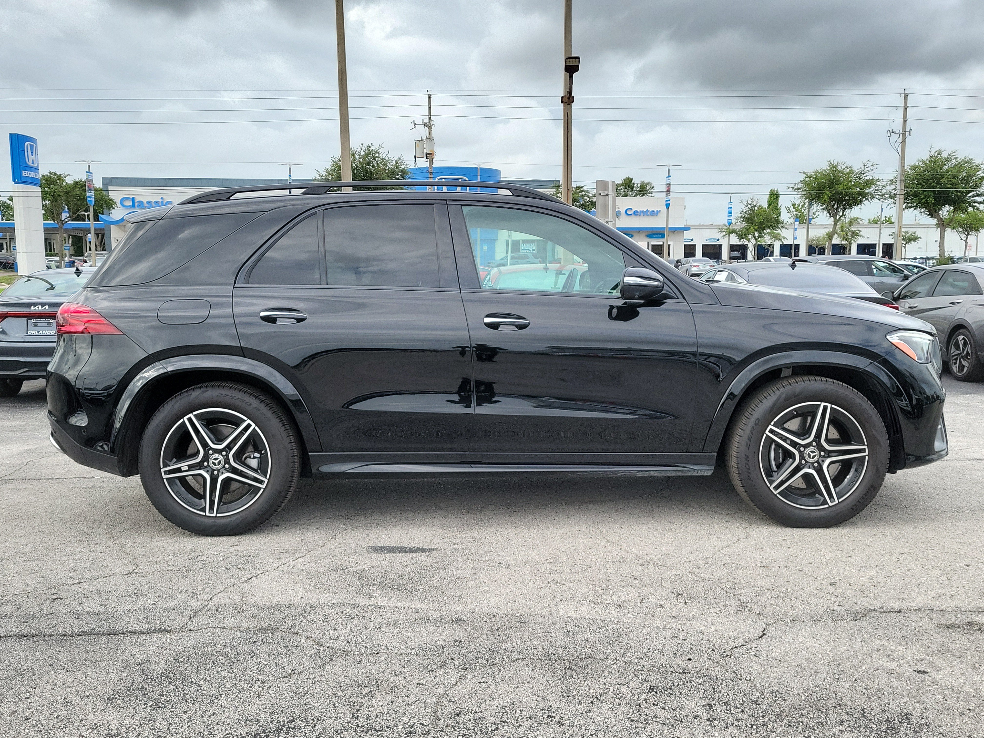 Used 2024 Mercedes-Benz GLE 350 4MATIC image 8