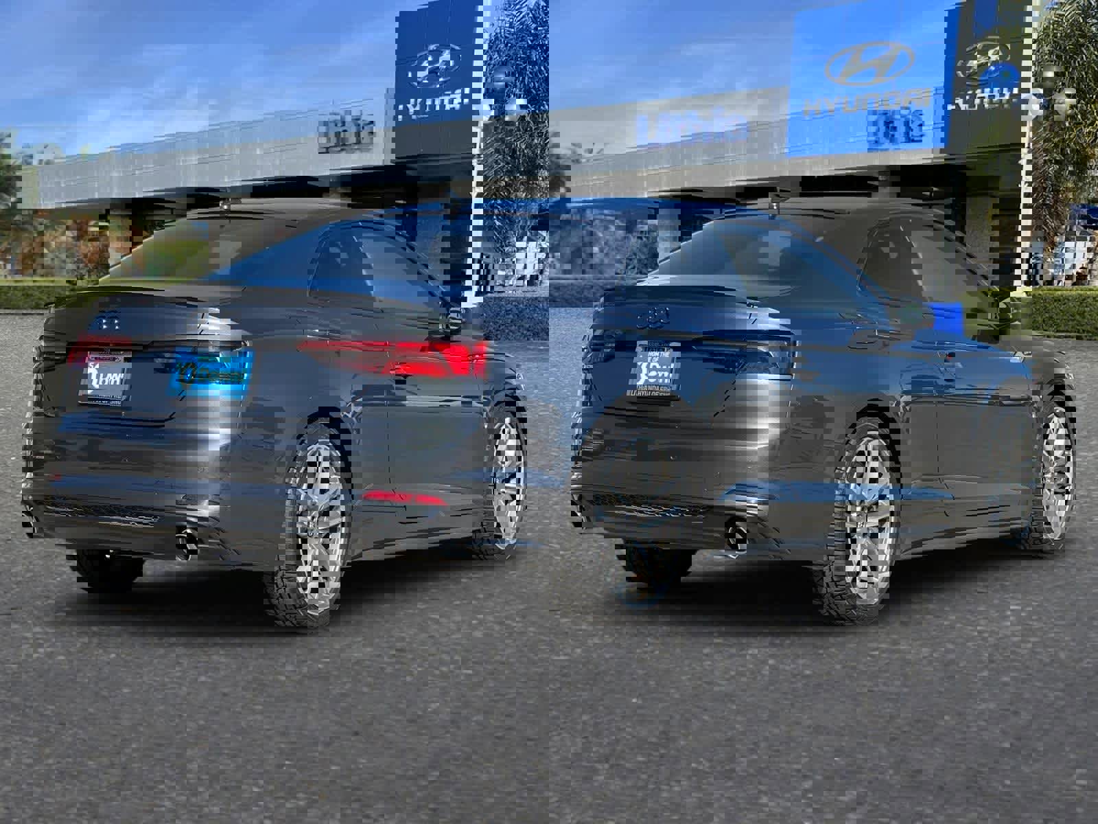 Used 2019 Audi A5 2.0T Premium Plus image 3