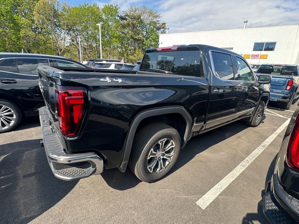 Used 2026 GMC Sierra 1500 SLT AWD/4WD image 4