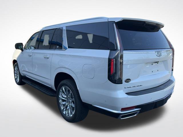 Used 2021 Cadillac Escalade ESV Premium Luxury w/ LPO, Radiant Package AWD/4WD image 5
