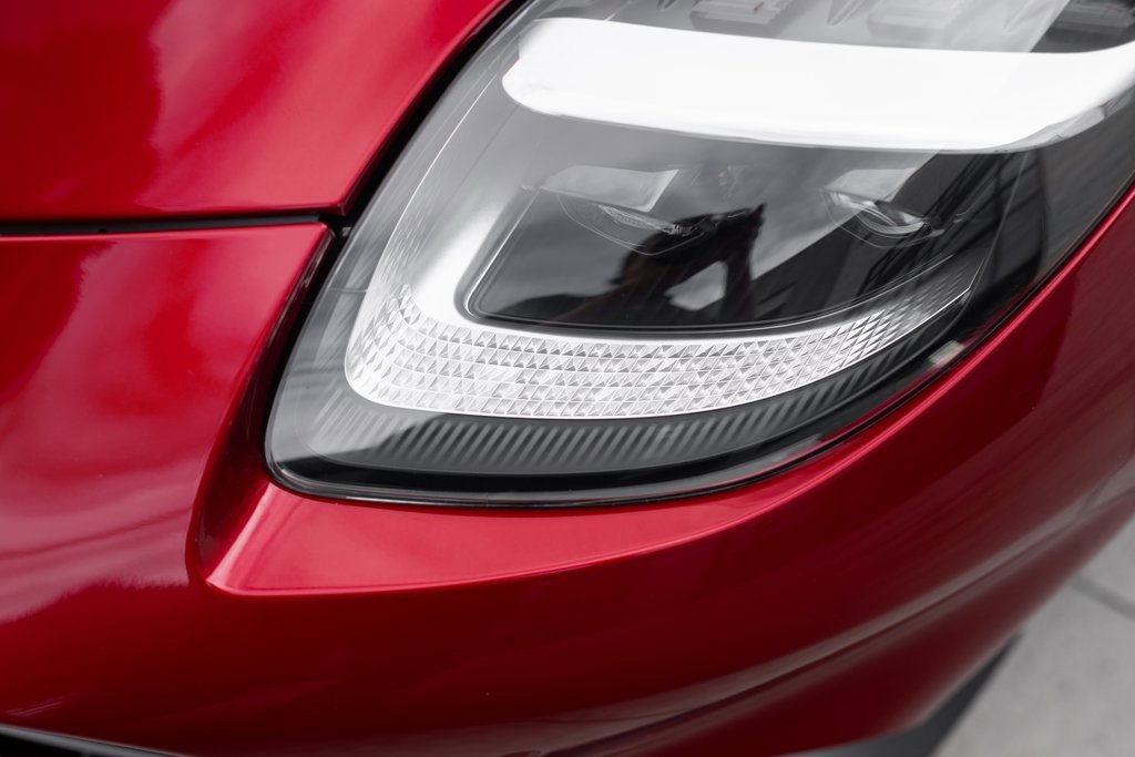 New 2025 Aston Martin Vanquish image 17