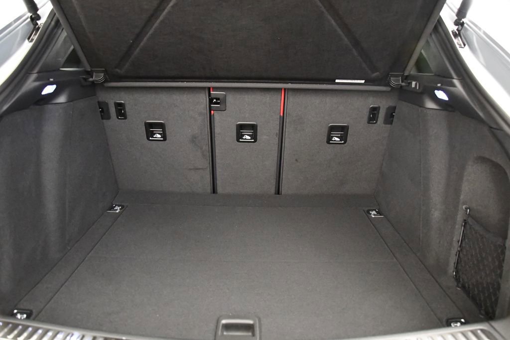 Used 2025 Porsche Macan Turbo image 58