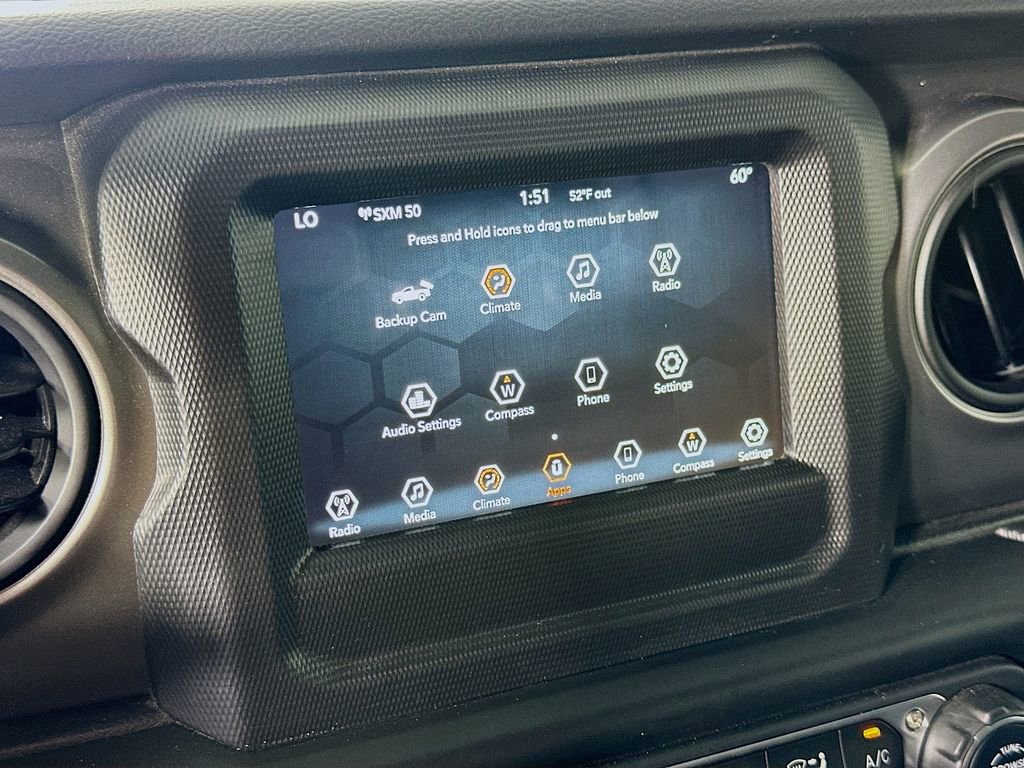 Used 2022 Jeep Gladiator Willys image 24