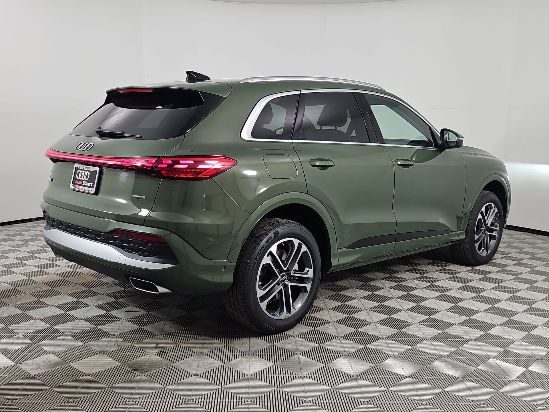 New 2026 Audi Q5 Premium image 7