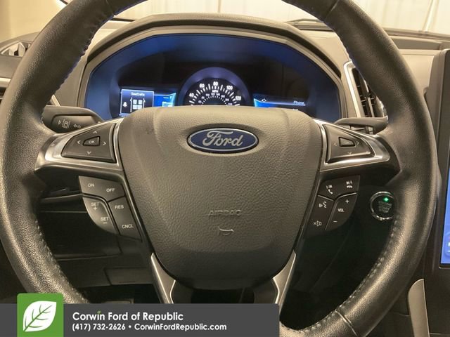 Used 2024 Ford Edge SEL AWD/4WD image 5