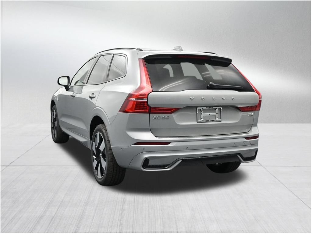 New 2025 Volvo XC60 T8 Plus w/ Protection Package Premier AWD/4WD image 4