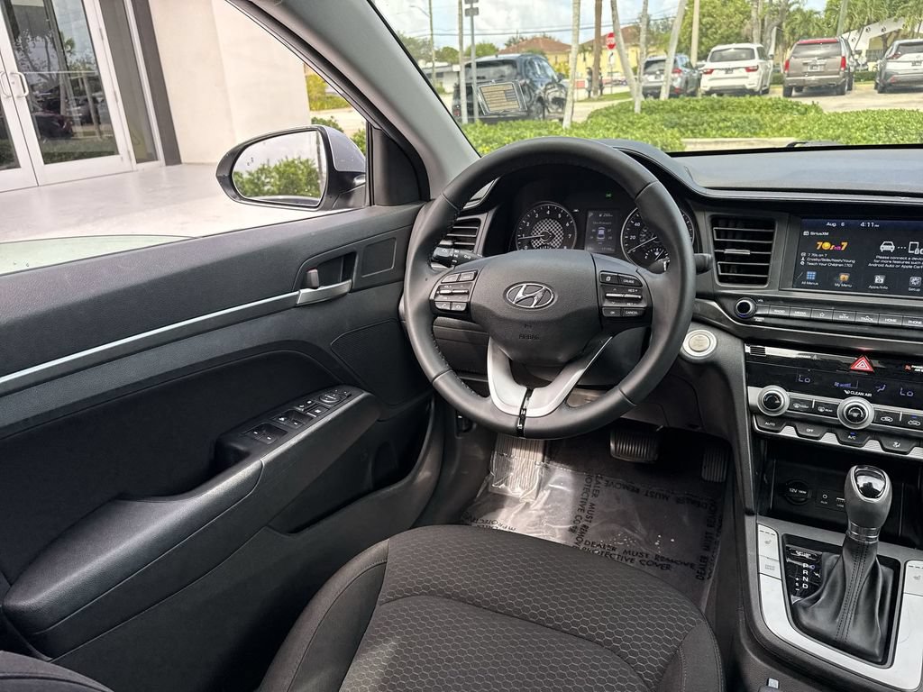 Used 2020 Hyundai Elantra Value Edition w/ Winter Weather Package FWD image 21