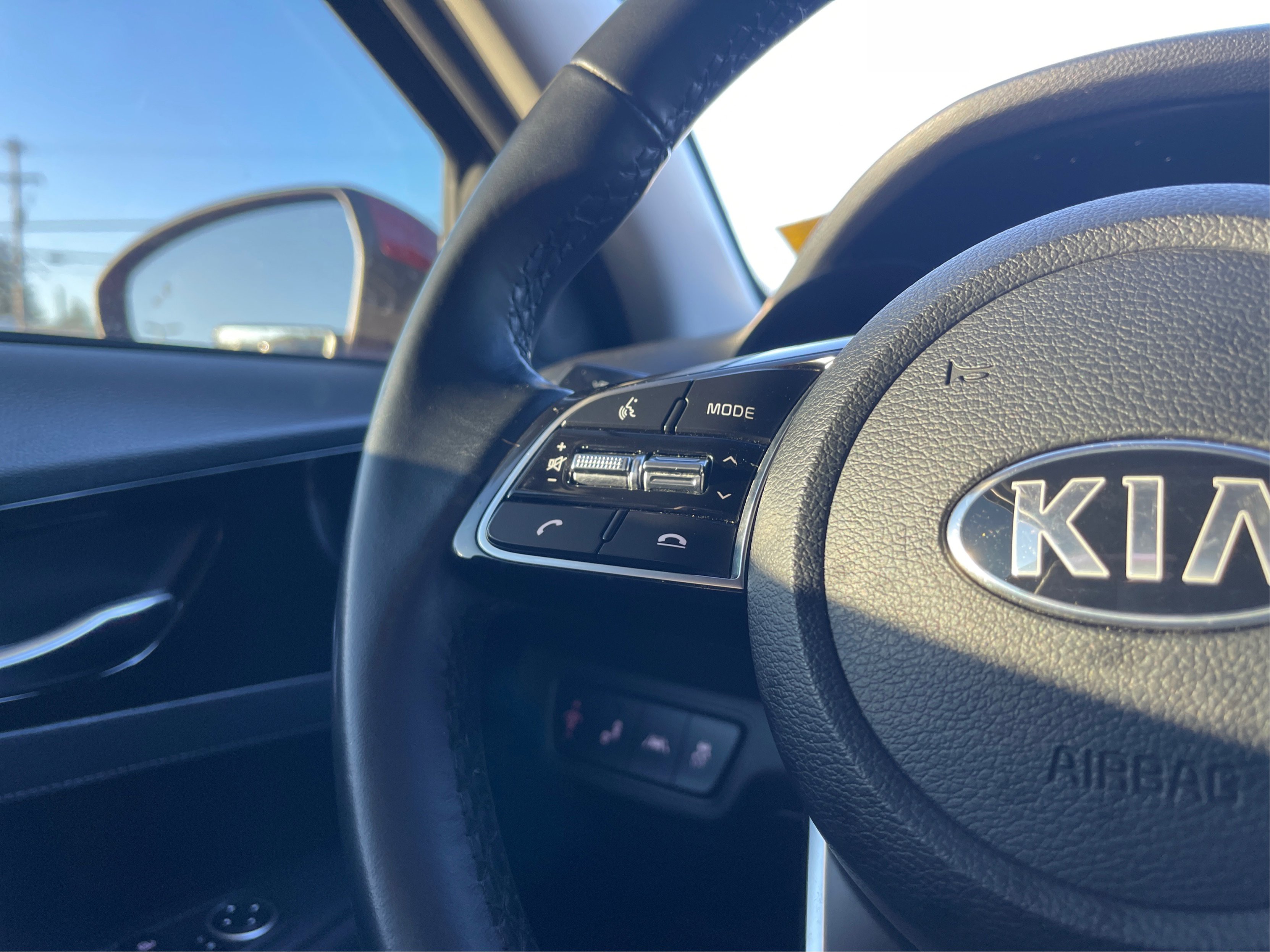 Used 2019 Kia Forte EX image 32