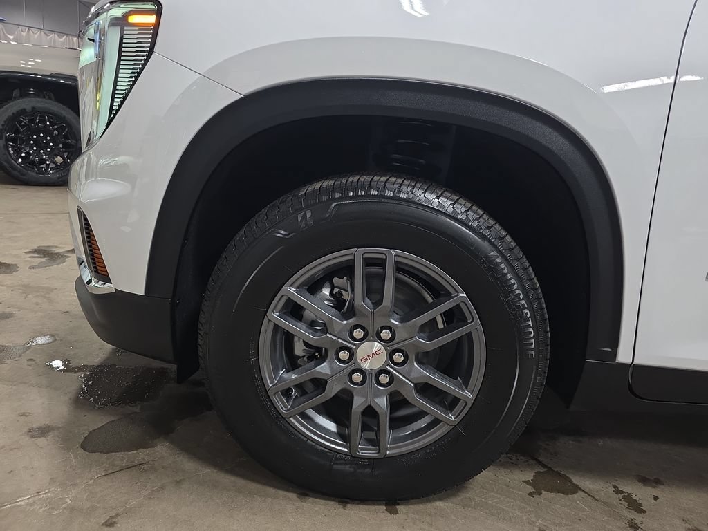 New 2026 GMC Acadia Elevation w/ LPO, Floor Liner Package AWD/4WD image 39