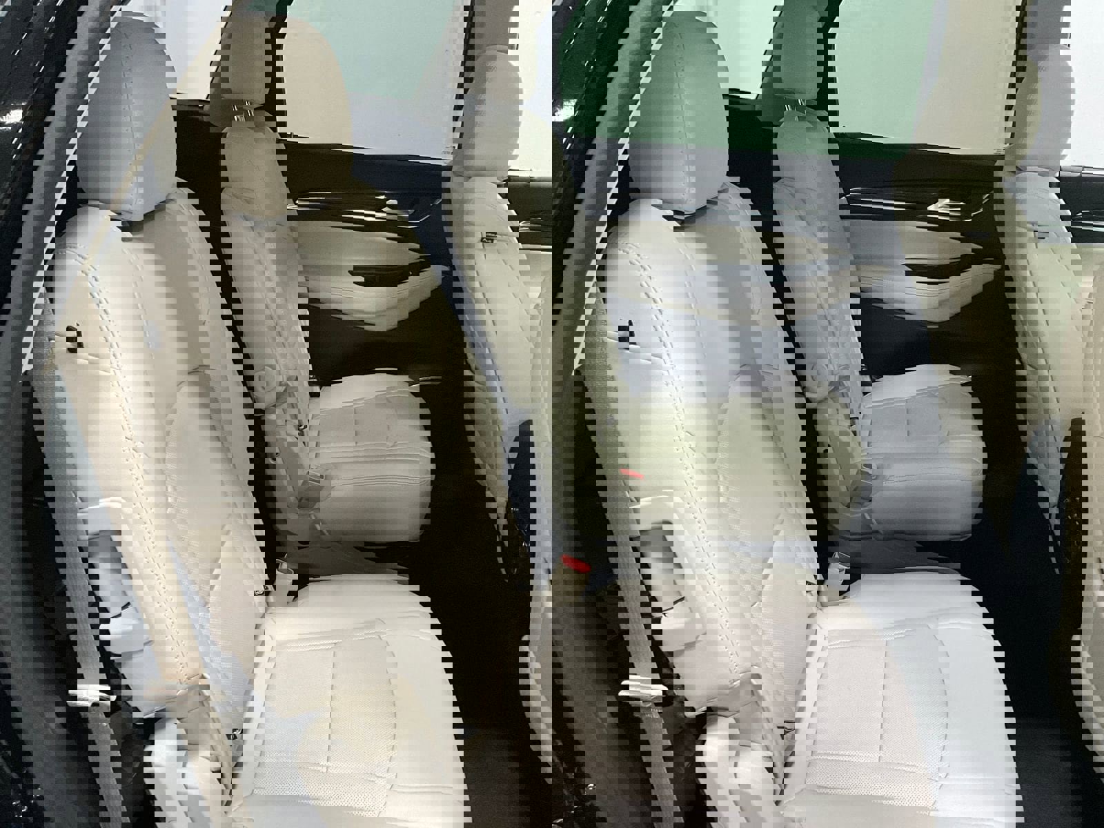 Used 2023 Buick Enclave Essence w/ Experience Buick Package image 20