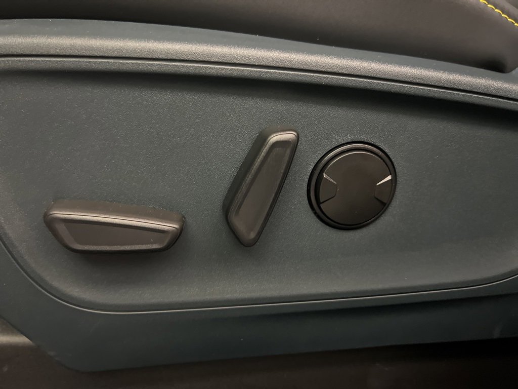 New 2025 Ford Maverick Lobo image 25