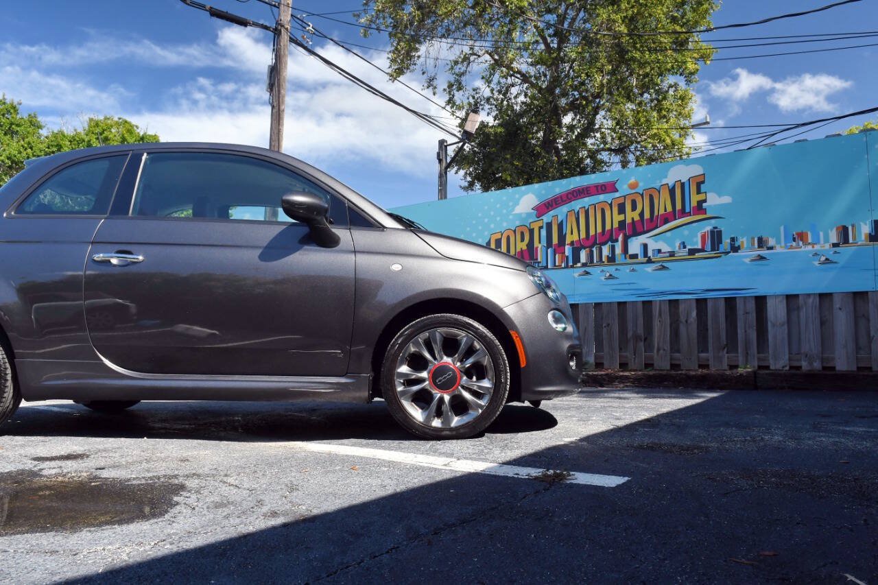 Used 2017 FIAT 500 Pop w/ Sport Appearance Package FWD image 30