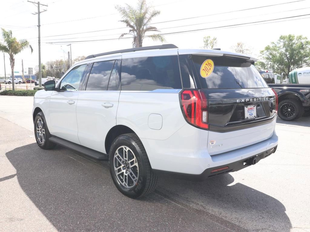New 2026 Ford Expedition Active image 11