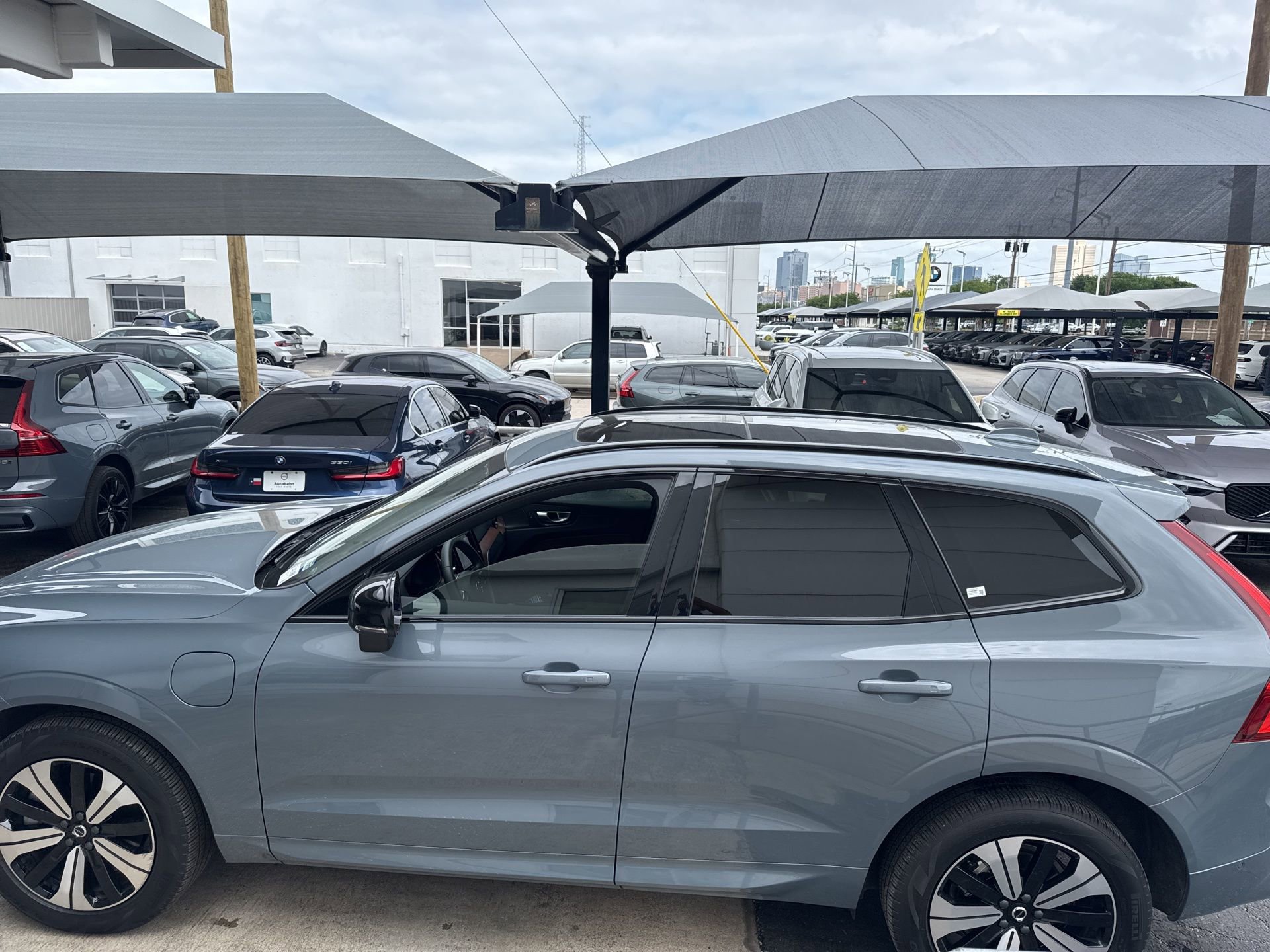 Used 2024 Volvo XC60 T8 Plus w/ Climate Package AWD/4WD image 8