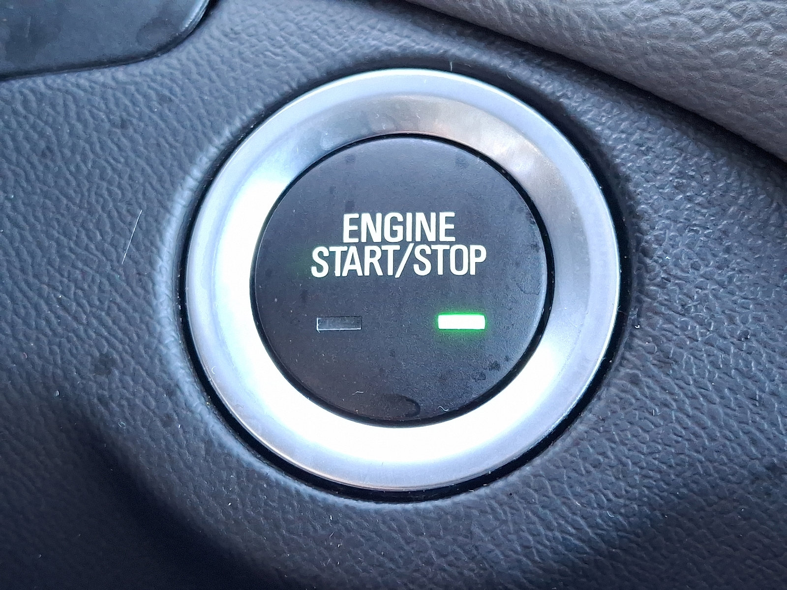 Used 2023 Chevrolet Equinox LS image 23