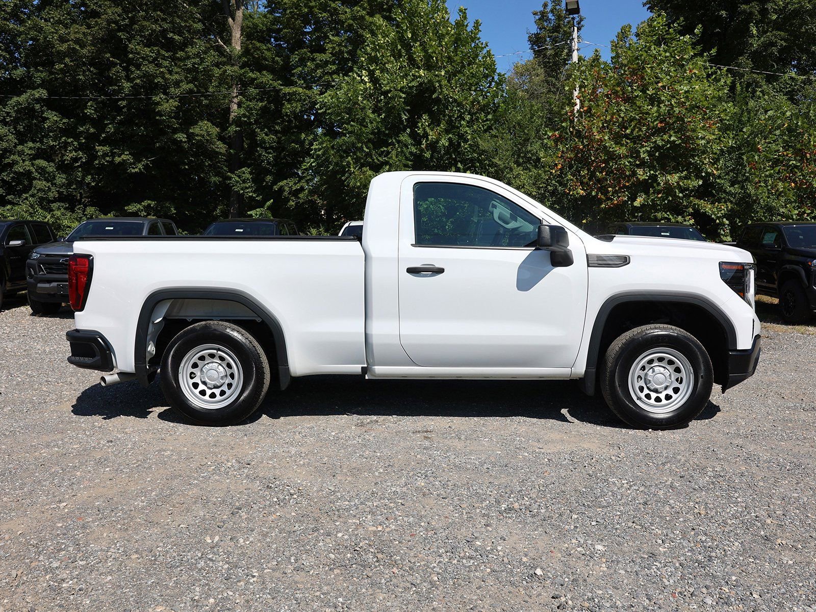 Used 2024 GMC Sierra 1500 Pro w/ Convenience Package image 13