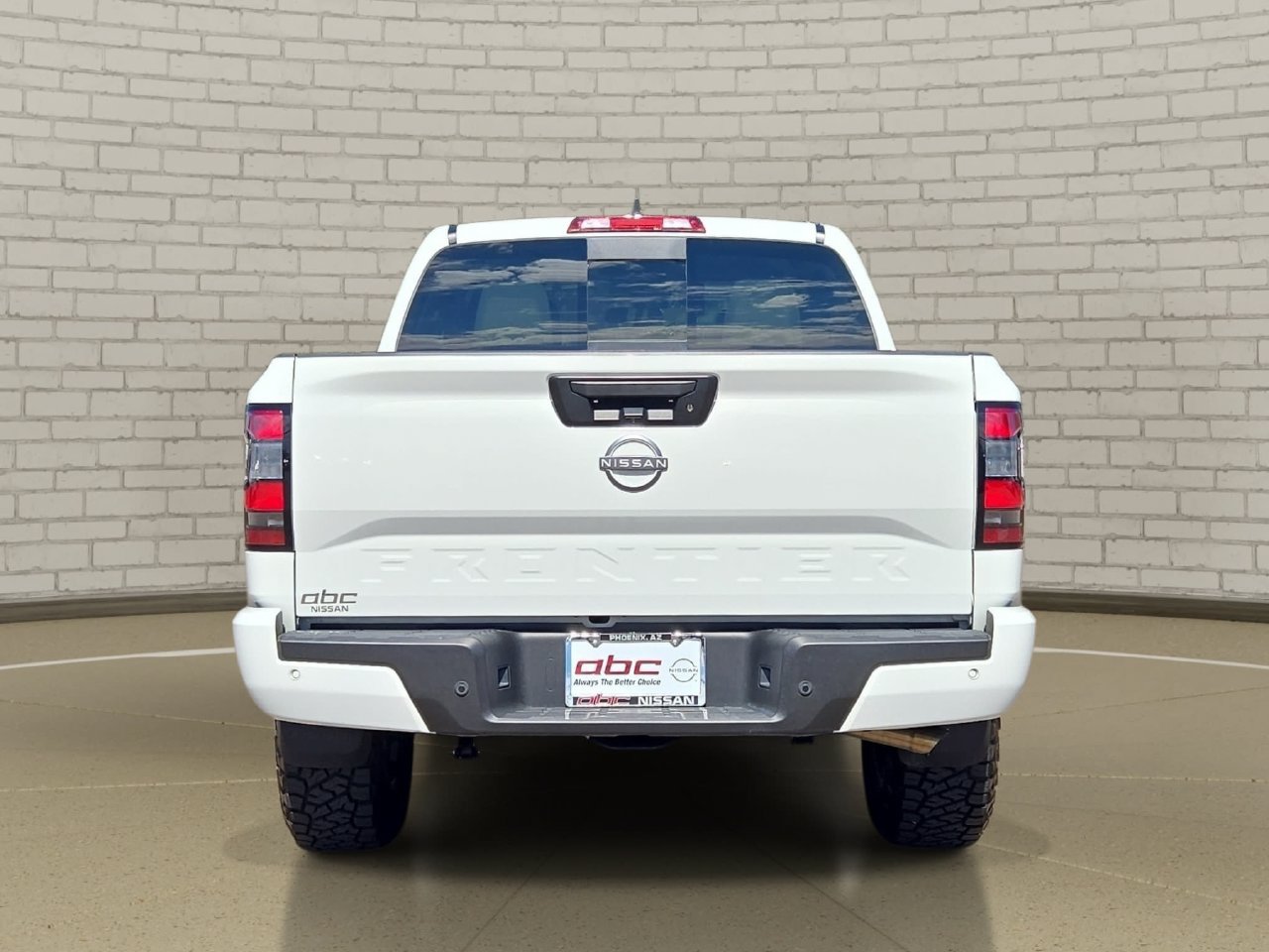 Used 2025 Nissan Frontier SV RWD image 6