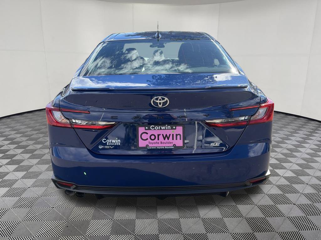 Used 2025 Toyota Camry SE FWD image 8