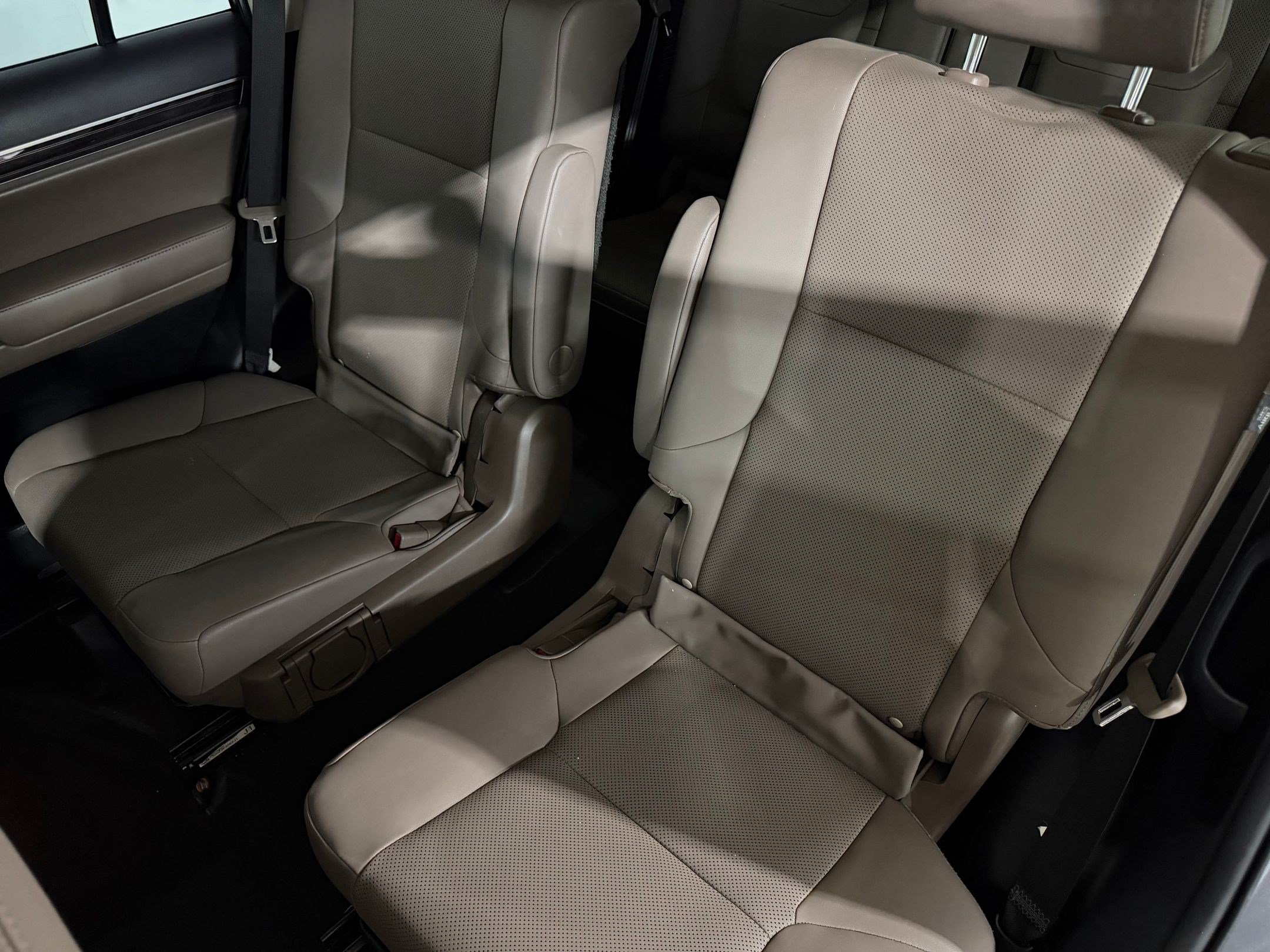 Used 2023 Lexus GX 460 Premium AWD/4WD image 40