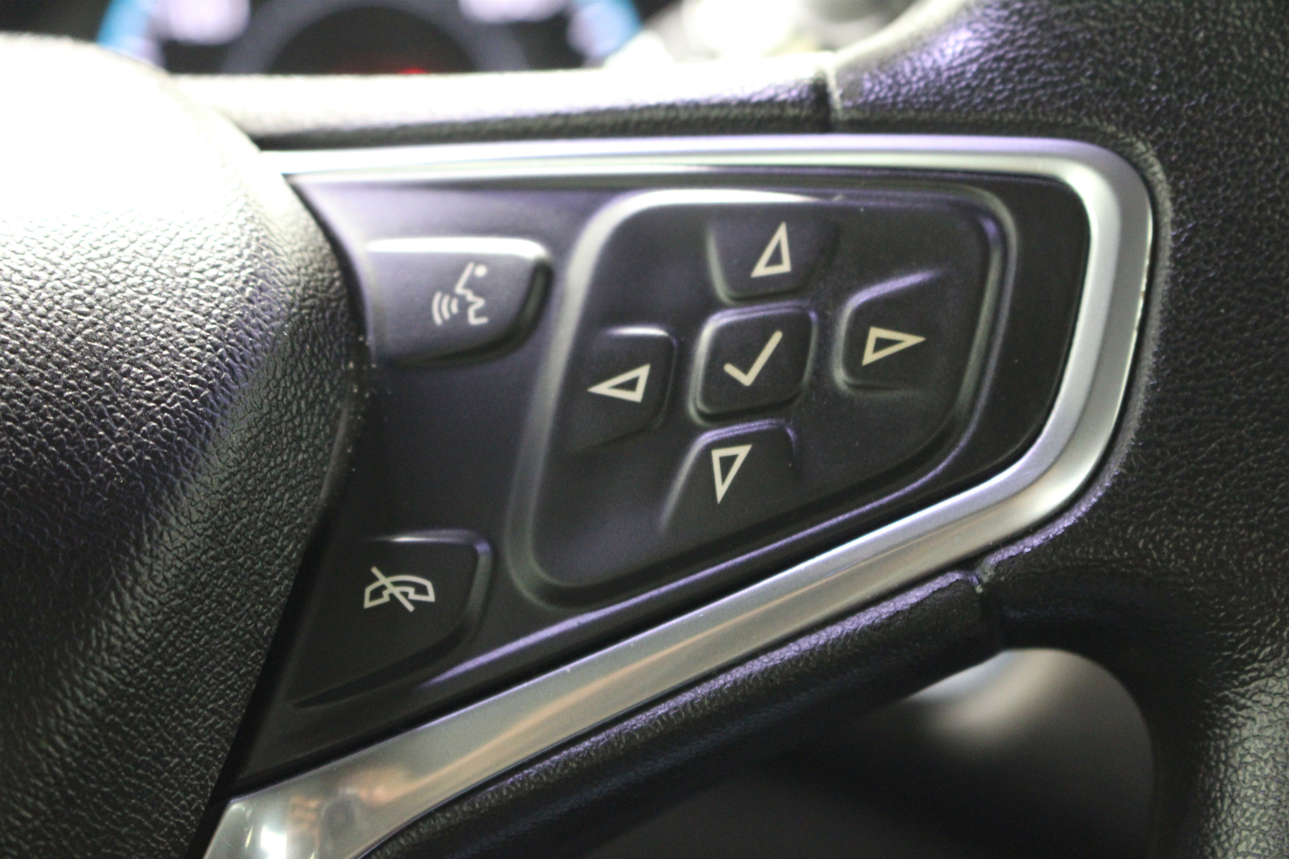 Used 2018 Chevrolet Malibu LS FWD image 12