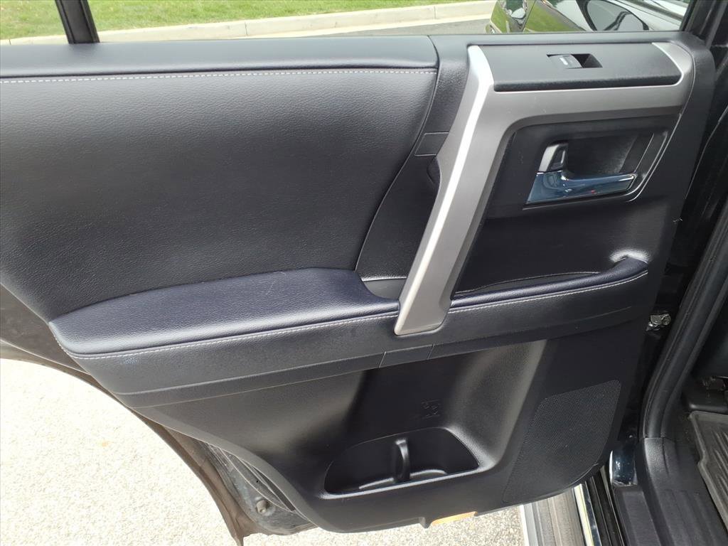 Used 2023 Toyota 4Runner Limited AWD/4WD image 21