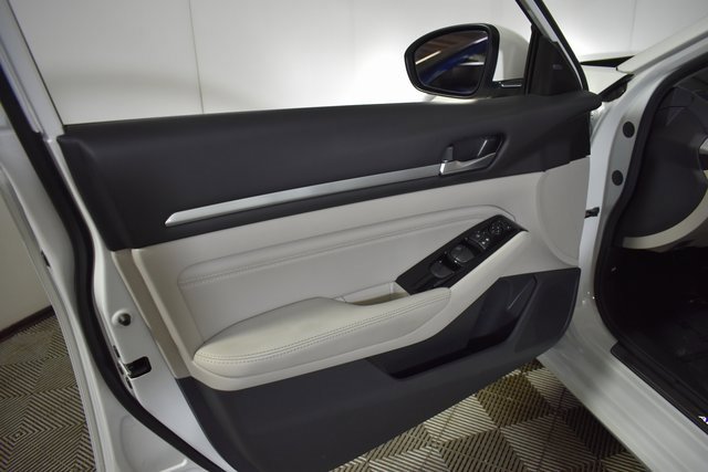 Certified 2023 Nissan Altima 2.5 SL image 7