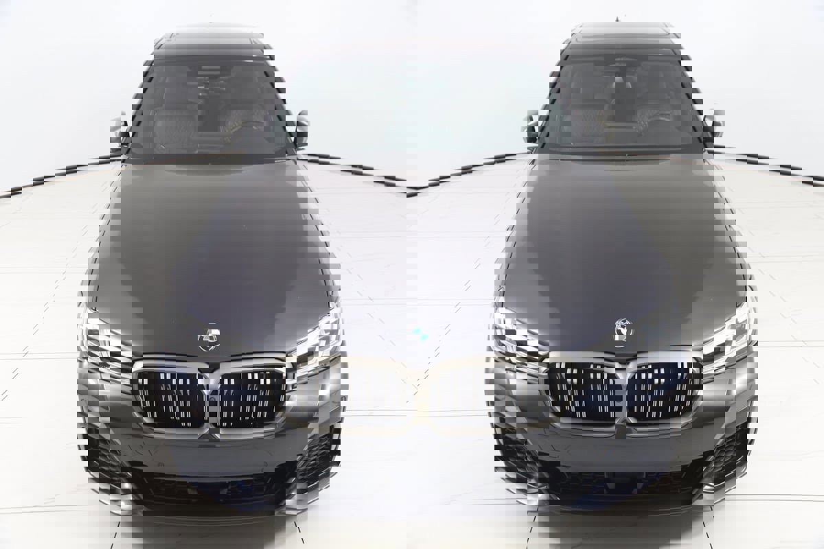 Used 2023 BMW M550i xDrive image 71