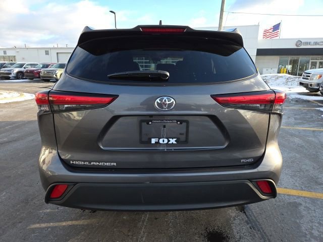 Used 2023 Toyota Highlander L image 6