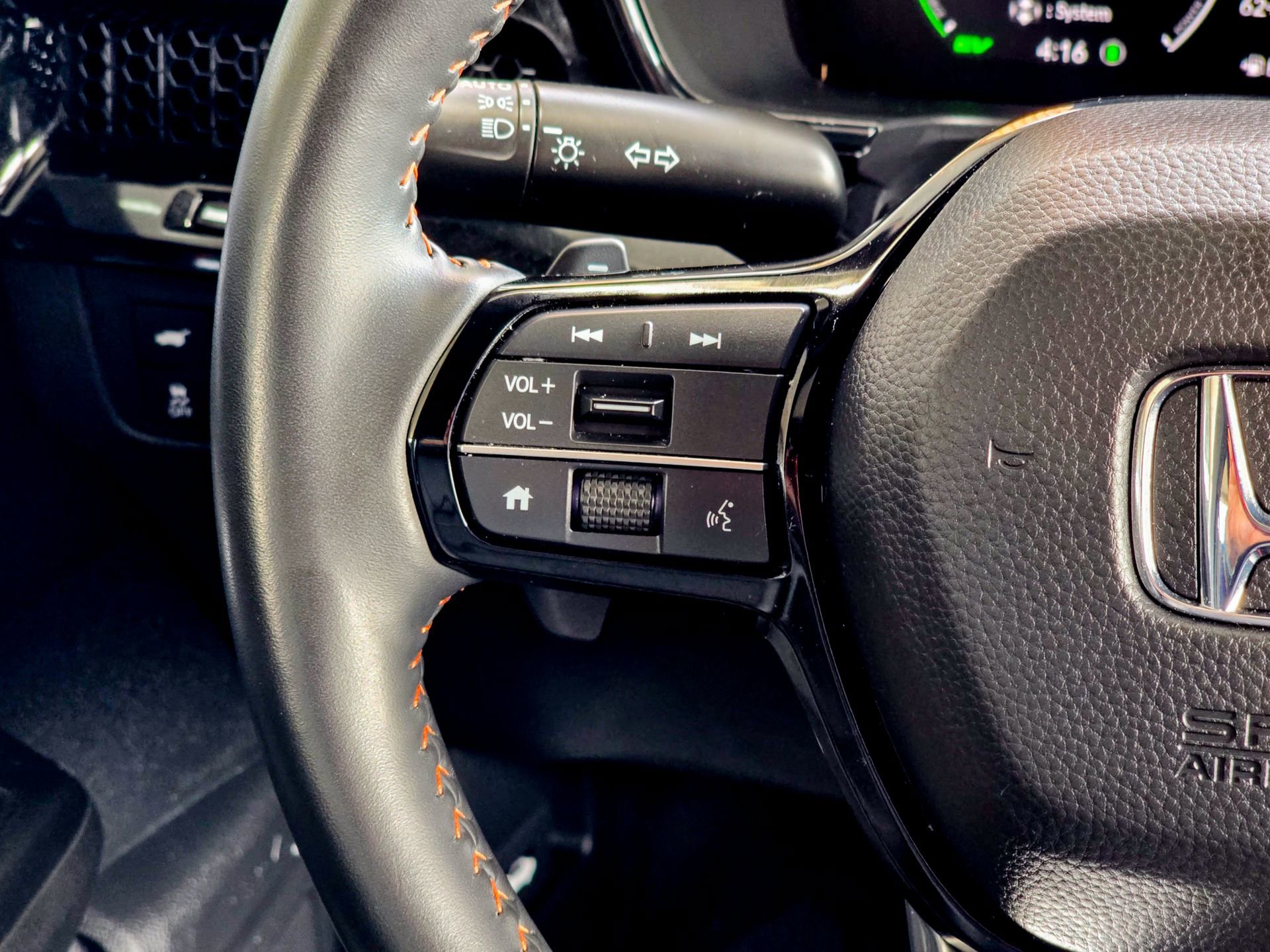 Used 2024 Honda CR-V Sport Touring image 32