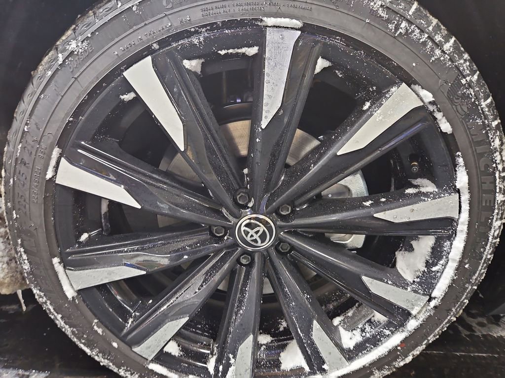 New 2026 Toyota Crown Platinum image 12