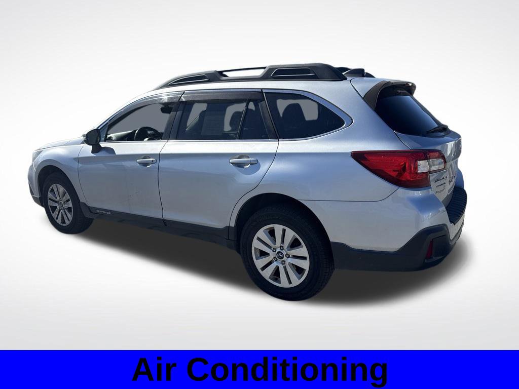 Used 2019 Subaru Outback 2.5i Premium AWD/4WD image 3