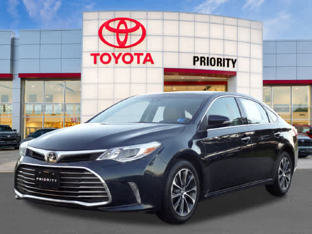 Used 2017 Toyota Avalon XLE Premium w/ All Weather Liner Package