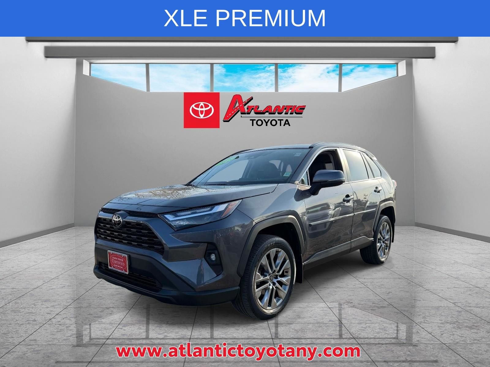 Certified 2022 Toyota RAV4 XLE Premium image 2