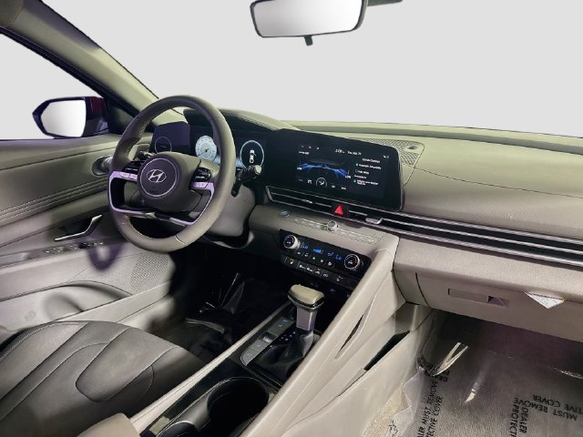 Used 2023 Hyundai Elantra SEL w/ Convenience Package FWD image 29