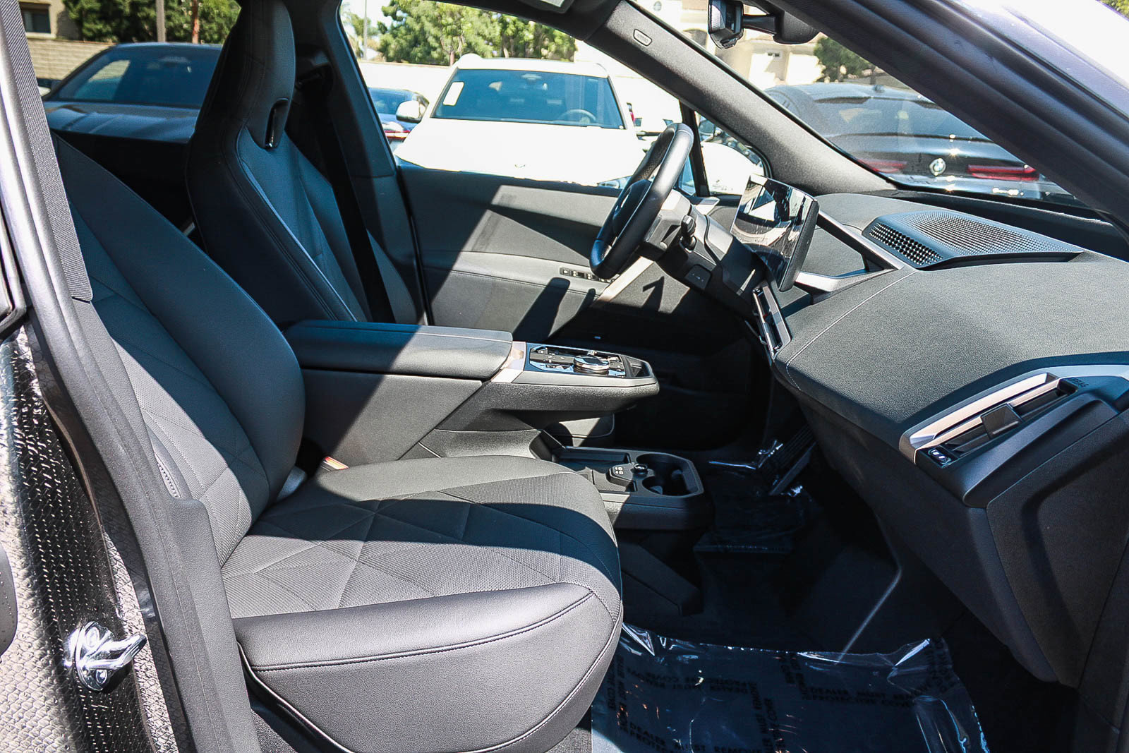 Certified 2026 BMW iX xDrive45 AWD/4WD image 17