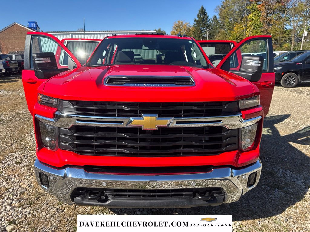 Used 2026 Chevrolet Silverado 2500 LT w/ All Star Edition AWD/4WD image 9