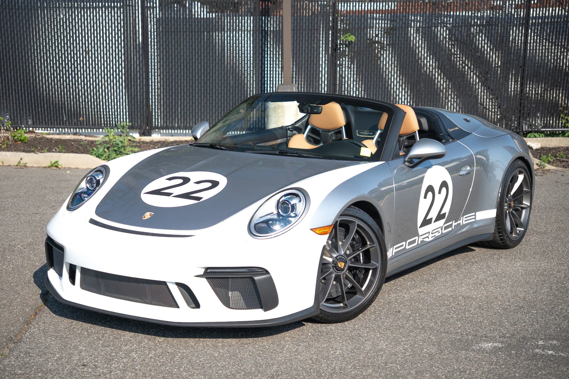 Used 2019 Porsche 911 Speedster RWD image 10